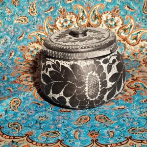 قابلمه سنگی 6 نفره قلم خورده | دیزی سنگی | دیگ سنگی | ظروف سنگی آقای سنگی | ظروف سالم آشپزی طب سنتی