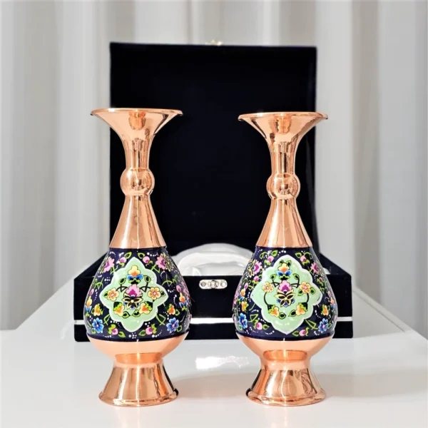 قیمت و خرید گلدان مسی و پرداز 20سانتی دو عددی به همراه جعبه فانتزی - Image 1