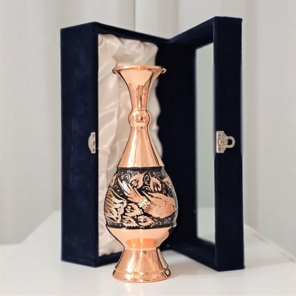 قیمت و خرید گلدان مسی مدل الماس تراش ارتفاع 25سانت به همراه جعبه فانتزی - Image 3