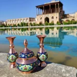 قیمت و خرید گلدان مسی و پرداز 16 سانتی طرح ترنج بسته دو عددی - Image 2