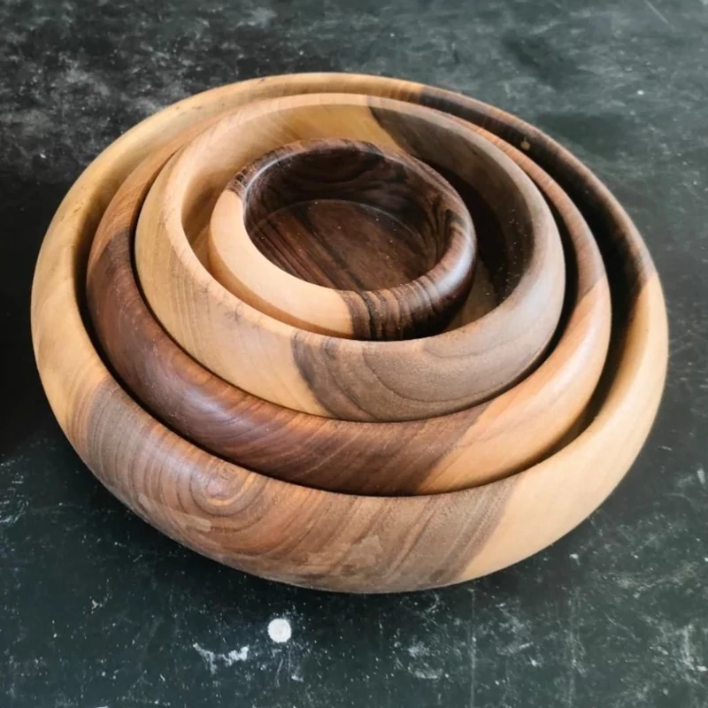 meo42QUFKapQBfXzorxNJrcKqyi7cTwaBwWwVnR0FfS0fJvox4.jpg_800X800X70 قیمت و خرید ست 4 عددی کاسه چوبی چوب گردو - Image 1